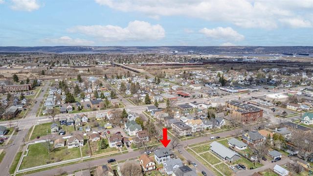 2202 Ogden Ave, Superior, WI 54880