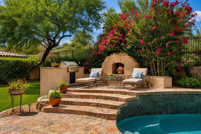 9572 E Mountain Spring Road, Scottsdale, AZ 85255