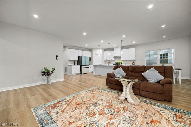 1020 Ashford Court, Columbia Station, OH 44028