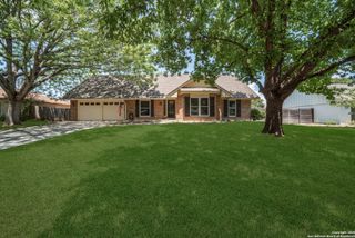 133 Thomas Edison, Schertz, TX 78154