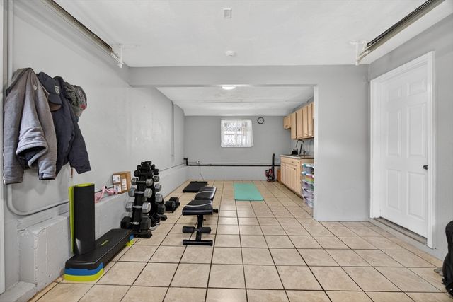 111R Grove Ave, Wilmington, MA 01887