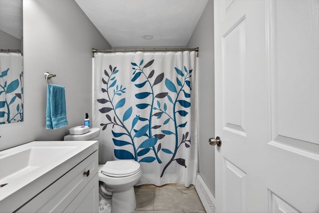 111R Grove Ave, Wilmington, MA 01887