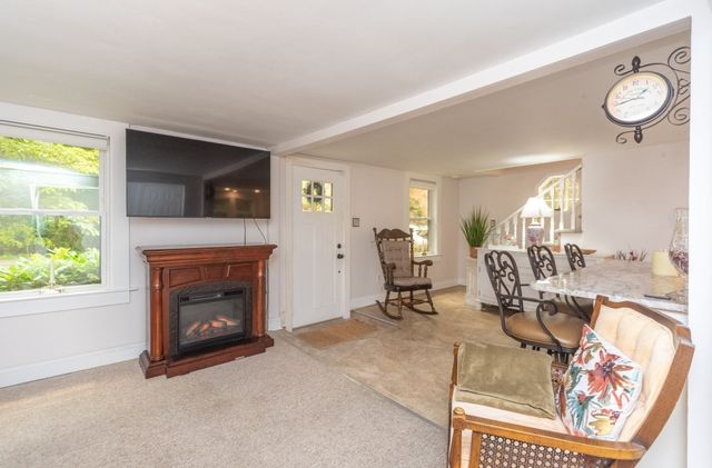 634 Pine St, Bridgewater, MA 02324