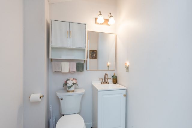 634 Pine St, Bridgewater, MA 02324
