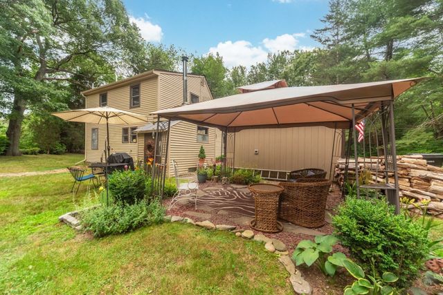 634 Pine St, Bridgewater, MA 02324