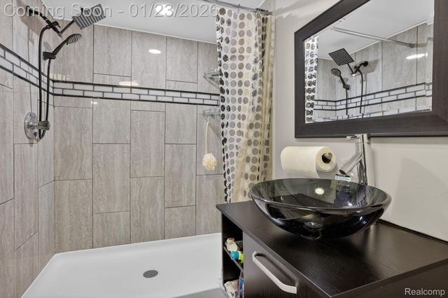 4149 Amelia Drive, Spaulding Township, MI 48601