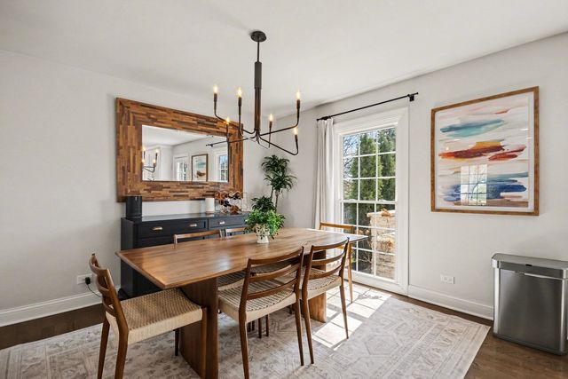 923 Oxford Road, Glen Ellyn, IL 60137