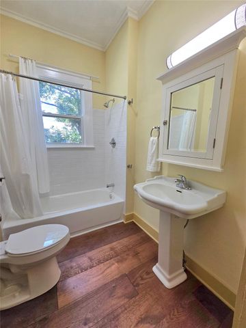 429 N Main ST, Rockdale, TX 76567