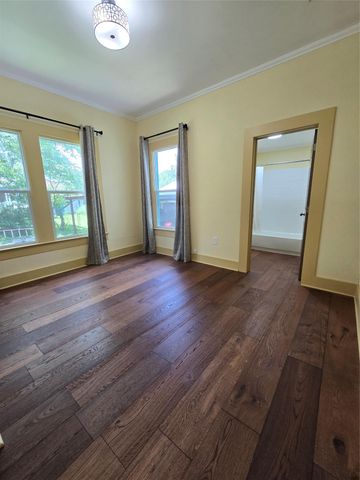 429 N Main ST, Rockdale, TX 76567