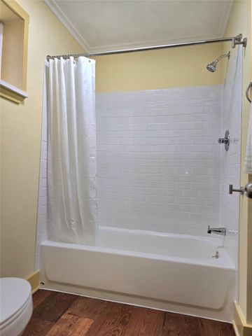 429 N Main ST, Rockdale, TX 76567