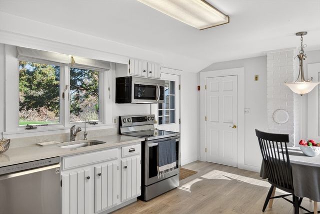 250 Mary Chase Rd, Eastham, MA 02642