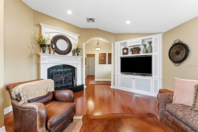 6308 EAGLEBROOK AVENUE, Tampa, FL 33625