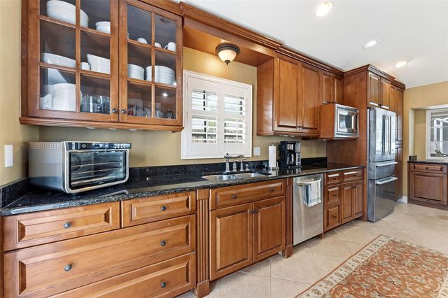 6308 EAGLEBROOK AVENUE, Tampa, FL 33625