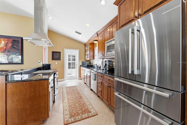 6308 EAGLEBROOK AVENUE, Tampa, FL 33625