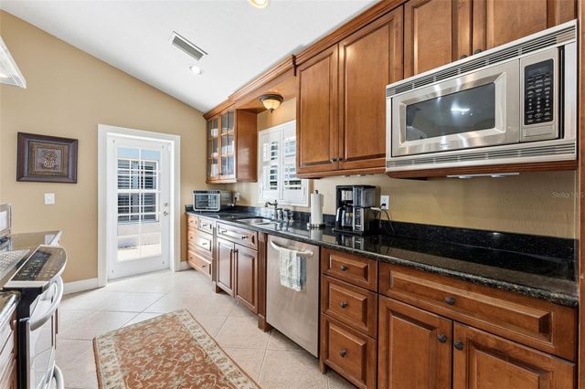 6308 EAGLEBROOK AVENUE, Tampa, FL 33625