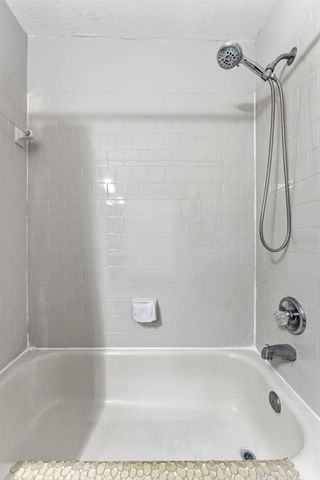 6308 EAGLEBROOK AVENUE, Tampa, FL 33625