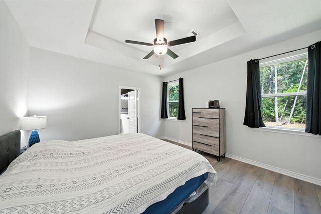 105 Rim Rock RD, Huntsville, TX 77340