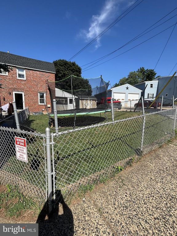 12 E WYNCLIFFE AVE, CLIFTON HEIGHTS, PA 19018 — photo 4