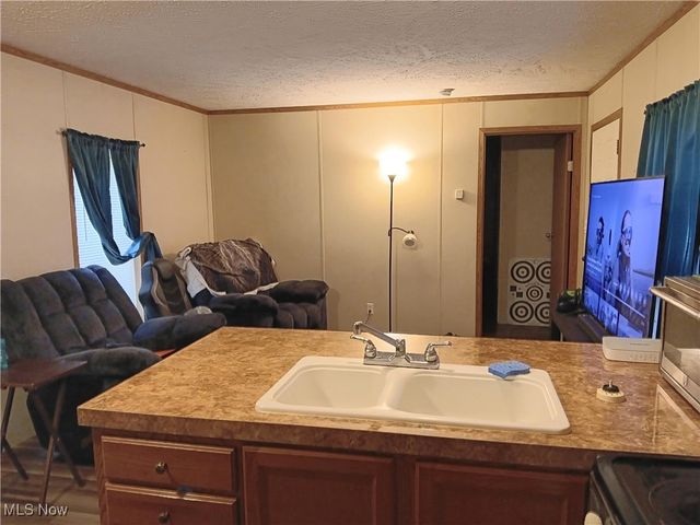 12040 Robins Road, Byesville, OH 43723