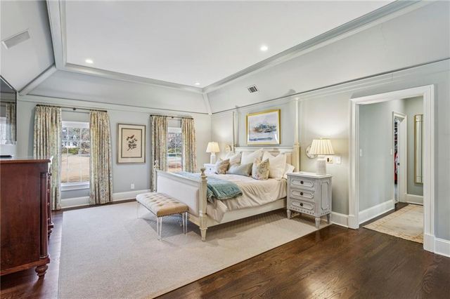 985 Club Commons NE Circle, Brookhaven, GA 30319