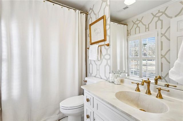 985 Club Commons NE Circle, Brookhaven, GA 30319