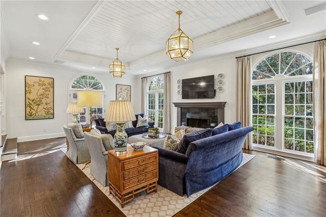 985 Club Commons NE Circle, Brookhaven, GA 30319