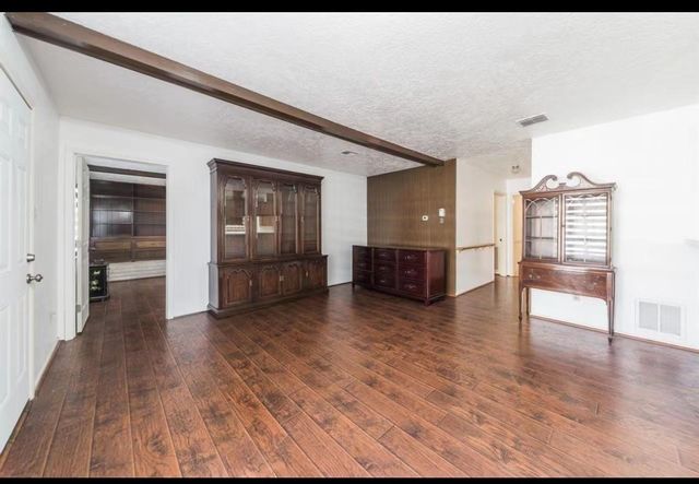 9202 Leader Street, Houston, TX 77036