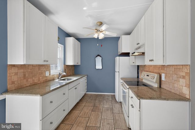 74 UNAMI TRL, Chalfont, PA 18914