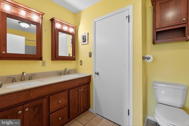 74 UNAMI TRL, Chalfont, PA 18914