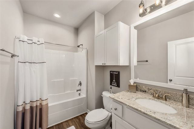 505 Momma Bear Drive, College Station, TX 77845