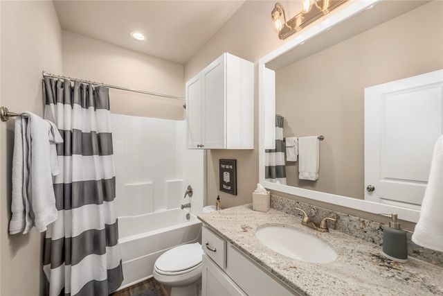 505 Momma Bear Drive, College Station, TX 77845