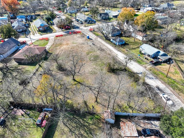 401 Greenwood Street, Terrell, TX 75160