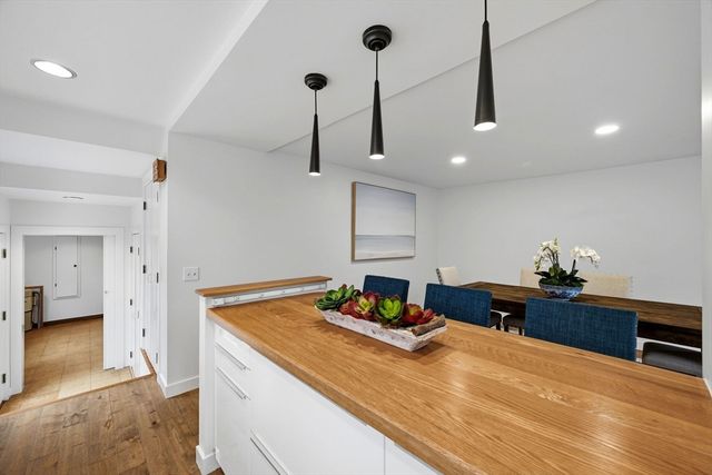 78 Bayview Rd, Marblehead, MA 01945