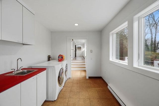 78 Bayview Rd, Marblehead, MA 01945