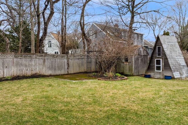 78 Bayview Rd, Marblehead, MA 01945