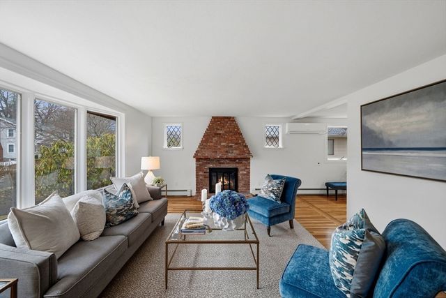 78 Bayview Rd, Marblehead, MA 01945