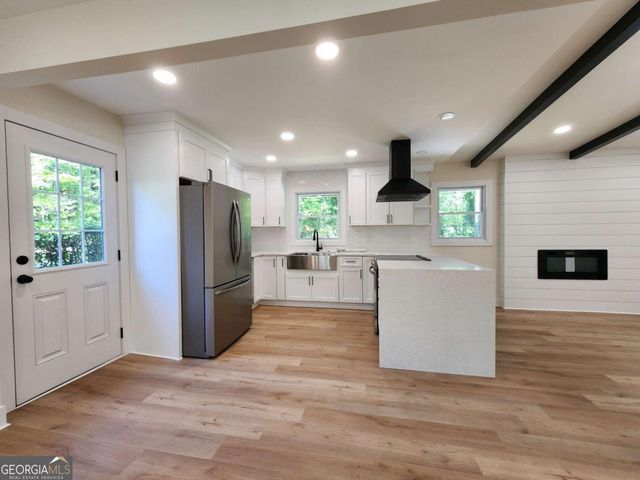 2877 Pine Needle Drive, Atlanta, GA 30344