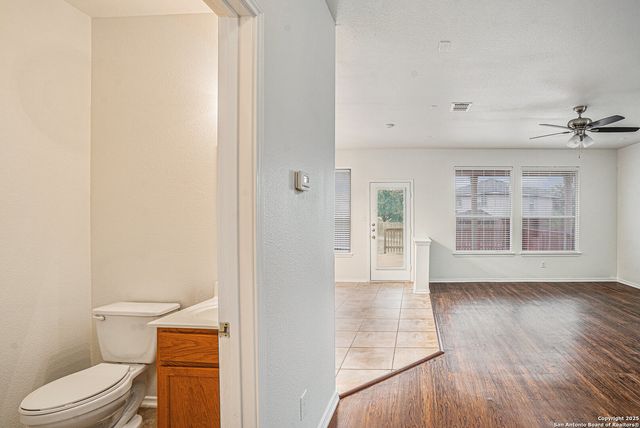 12179 Dawson, San Antonio, TX 78253