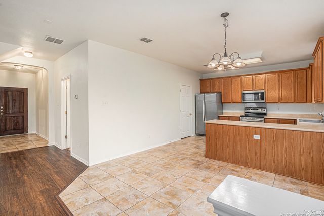 12179 Dawson, San Antonio, TX 78253