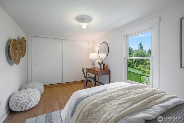 3033 NE 92nd Street, Seattle, WA 98115