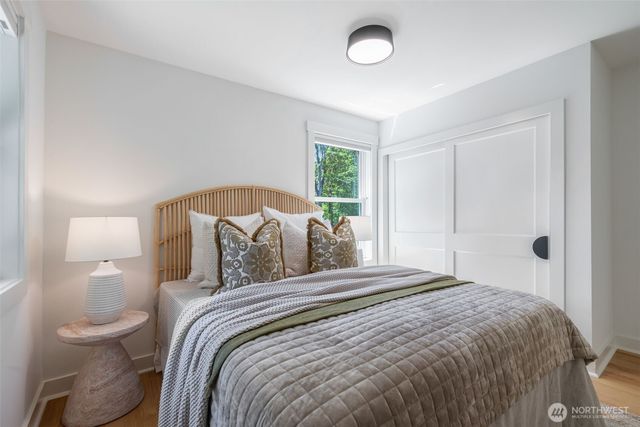 3033 NE 92nd Street, Seattle, WA 98115