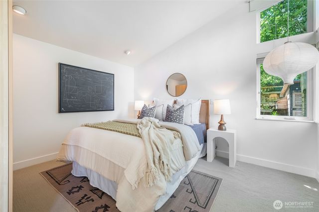 3033 NE 92nd Street, Seattle, WA 98115