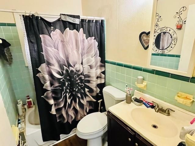 2311 52nd Street, Galveston, TX 77551