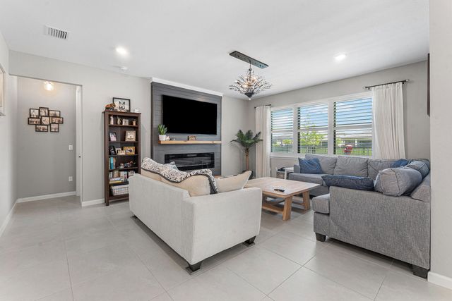 770 SE Courances Drive, Port St. Lucie, Port St Lucie, FL 34984