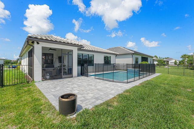 770 SE Courances Drive, Port St. Lucie, Port St Lucie, FL 34984