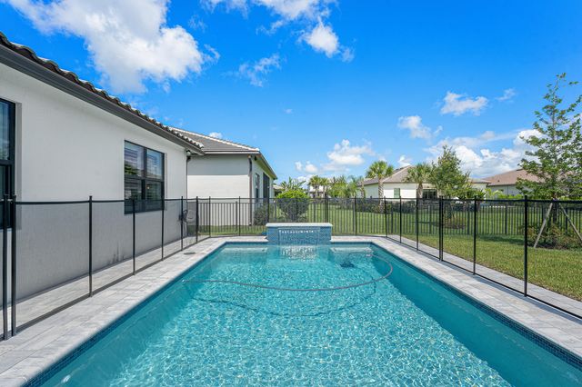 770 SE Courances Drive, Port St. Lucie, Port St Lucie, FL 34984
