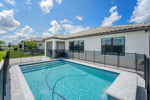 770 SE Courances Drive, Port St. Lucie, Port St Lucie, FL 34984