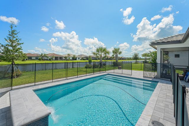 770 SE Courances Drive, Port St. Lucie, Port St Lucie, FL 34984