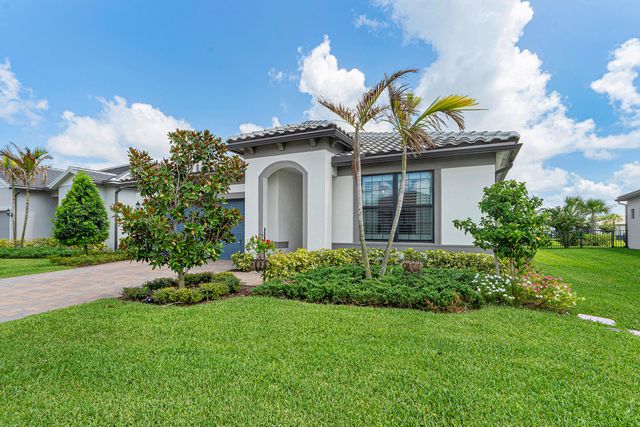 770 SE Courances Drive, Port St. Lucie, Port St Lucie, FL 34984