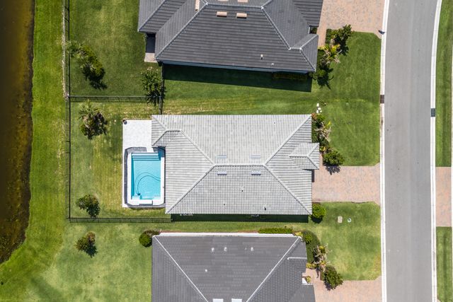 770 SE Courances Drive, Port St. Lucie, Port St Lucie, FL 34984